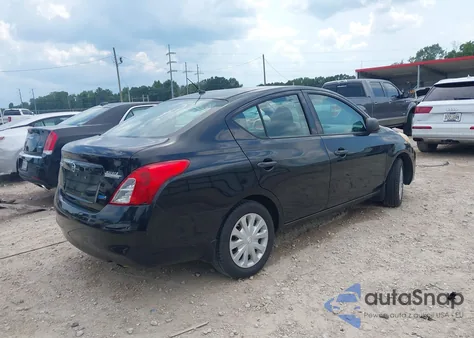 2012 Nissan Versa 1.6 S z USA, uszkodzony, nr VIN 3N1CN7AP3CL933730